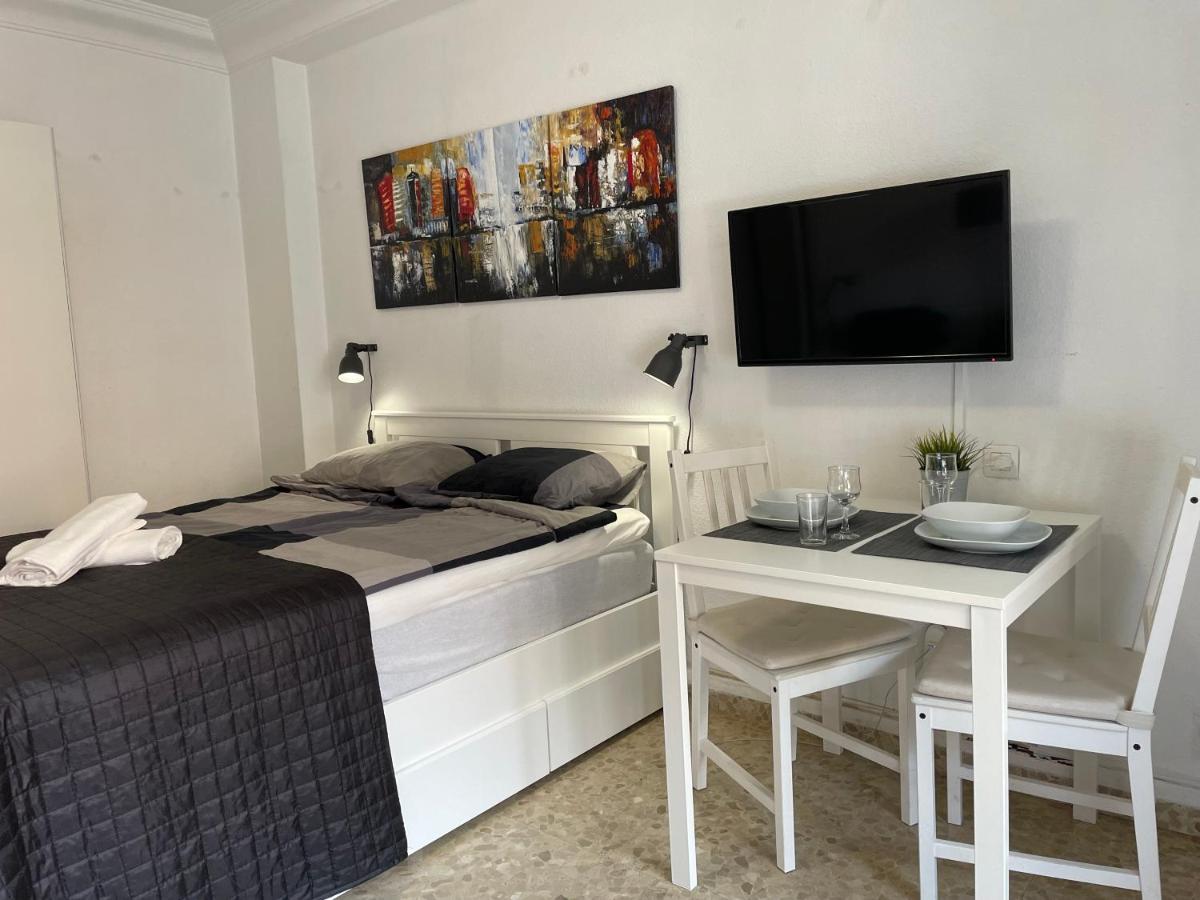 Fuengirola, Los Boliches - Nice Studio Right On The Beach. Esterno foto